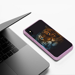 Чехол iPhone XS Max матовый Тигр с голубыми глазами, цвет: 3D-сиреневый — фото 2