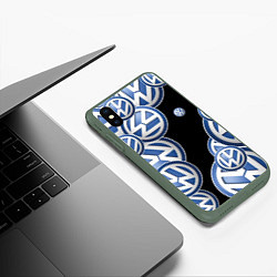 Чехол iPhone XS Max матовый Volkswagen logo Pattern, цвет: 3D-темно-зеленый — фото 2