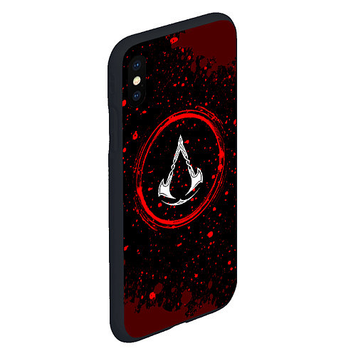 Чехол iPhone XS Max матовый Символ Assassins Creed и краска вокруг на темном ф / 3D-Черный – фото 2