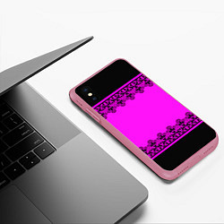 Чехол iPhone XS Max матовый Черное кружево на неоновом розовом фоне, цвет: 3D-малиновый — фото 2