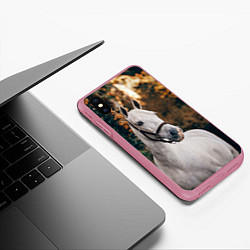 Чехол iPhone XS Max матовый Белая лошадка, цвет: 3D-малиновый — фото 2