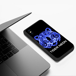 Чехол iPhone XS Max матовый Tiger neon art, цвет: 3D-черный — фото 2