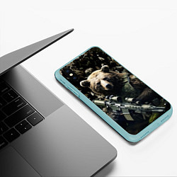 Чехол iPhone XS Max матовый Медведь солдат с винтовкой, цвет: 3D-мятный — фото 2