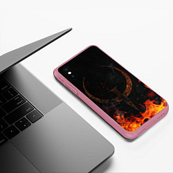 Чехол iPhone XS Max матовый Quake one, цвет: 3D-малиновый — фото 2
