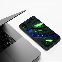 Чехол iPhone XS Max матовый Разлом плит с зеленым свечением, цвет: 3D-черный — фото 2