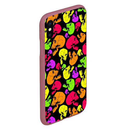 Чехол iPhone XS Max матовый Разноцветные черепа узор / 3D-Малиновый – фото 2