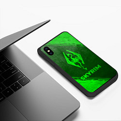 Чехол iPhone XS Max матовый Skyrim - green gradient, цвет: 3D-черный — фото 2