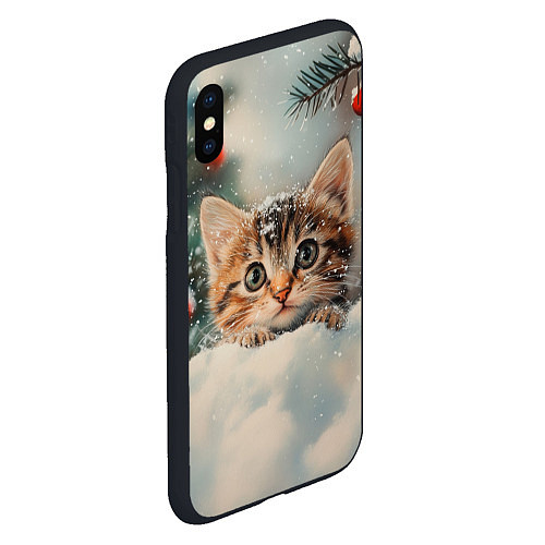 Чехол iPhone XS Max матовый Маленький котенок на снегу с новогодними шариками / 3D-Черный – фото 2