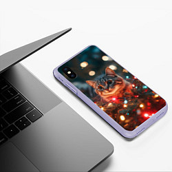 Чехол iPhone XS Max матовый Новогодний котик в гирляндах, цвет: 3D-светло-сиреневый — фото 2