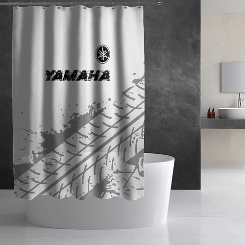 Шторка для ванной Yamaha speed на светлом фоне со следами шин: симво / 3D-принт – фото 2