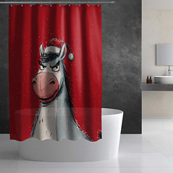 Шторка для душа Недовольная новогодняя лошадь, цвет: 3D-принт — фото 2