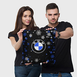 Подушка квадратная НОВОГОДНИЙ БМВ НОВЫЙ ГОД BMW, цвет: 3D-принт — фото 2