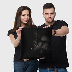 Подушка квадратная Чёрный большой кролик, цвет: 3D-принт — фото 2