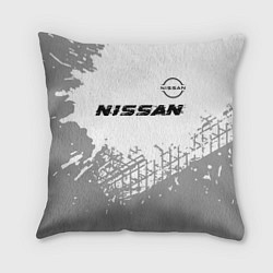 Подушка квадратная Nissan speed на светлом фоне со следами шин: симво, цвет: 3D-принт