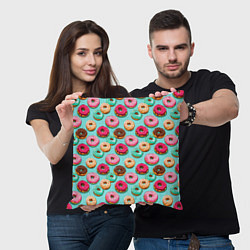 Подушка квадратная Разноцветные пончики паттерн, цвет: 3D-принт — фото 2