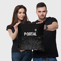 Подушка квадратная Portal glitch на темном фоне посередине, цвет: 3D-принт — фото 2