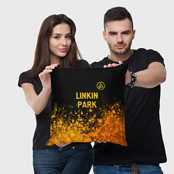 Подушка квадратная Linkin Park - gold gradient посередине, цвет: 3D-принт — фото 2