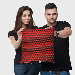 Подушка квадратная Красные и чёрные треугольники, цвет: 3D-принт — фото 2