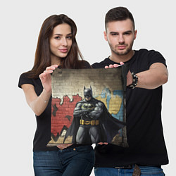 Подушка квадратная Бэтмен на фоне стены, цвет: 3D-принт — фото 2