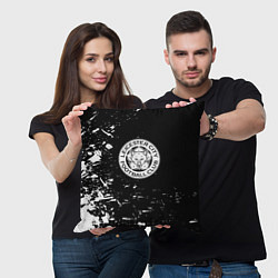 Подушка квадратная Лестер сити краски белые, цвет: 3D-принт — фото 2