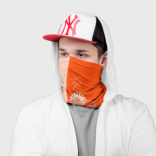 Бандана Полосы и лепестки на оранжевом / 3D-принт – фото 2