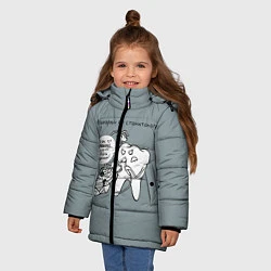 Куртка зимняя для девочки Кошмарный сон стоматолога, цвет: 3D-черный — фото 2