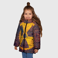 Куртка зимняя для девочки Радиактивно!, цвет: 3D-красный — фото 2