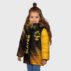 Куртка зимняя для девочки Goblin Slayer - gold gradient: надпись, символ, цвет: 3D-черный — фото 2