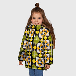 Куртка зимняя для девочки Геометрический золотистый паттерн, цвет: 3D-черный — фото 2