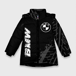 Зимняя куртка для девочки BMW speed на темном фоне со следами шин: надпись,