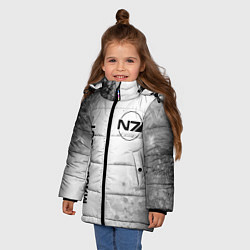 Куртка зимняя для девочки Mass Effect glitch на светлом фоне: надпись, симво, цвет: 3D-черный — фото 2