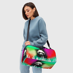 Сумки спортивные Панда в очках на фоне северного сияния и леса, цвет: 3D-принт — фото 2