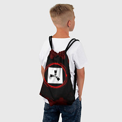 Рюкзак-мешок Символ Rust и краска вокруг на темном фоне, цвет: 3D-принт — фото 2