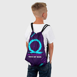 Рюкзак-мешок Символ God of War в неоновых цветах на темном фоне, цвет: 3D-принт — фото 2