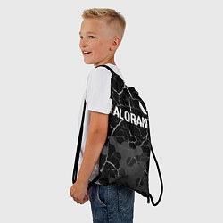 Рюкзак-мешок Valorant glitch на темном фоне: символ сверху, цвет: 3D-принт — фото 2