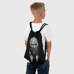 Рюкзак-мешок Кратос в смокинге, цвет: 3D-принт — фото 2
