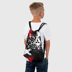Рюкзак-мешок Митсубиси на фоне граффити и брызг красок, цвет: 3D-принт — фото 2
