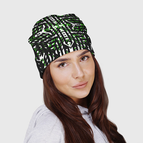 Шапка Чёрно-зелёный диагональные полосы на белом фоне / 3D-принт – фото 2