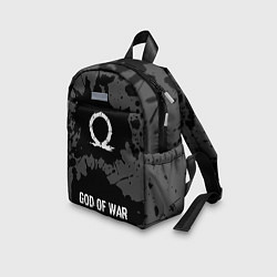 Детский рюкзак God of War glitch на темном фоне: символ, надпись, цвет: 3D-принт — фото 2