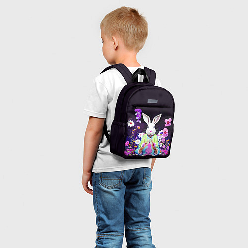 Детский рюкзак Кролик в цветах на черном фоне / 3D-принт – фото 5