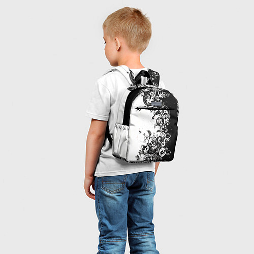 Детский рюкзак Черно-белая птица среди узорчатых цветов / 3D-принт – фото 5