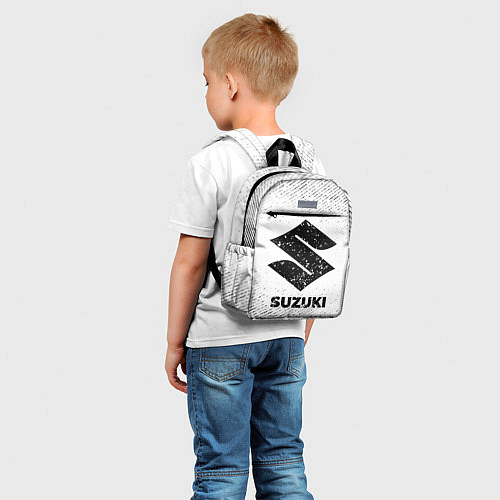Детский рюкзак Suzuki с потертостями на светлом фоне / 3D-принт – фото 5