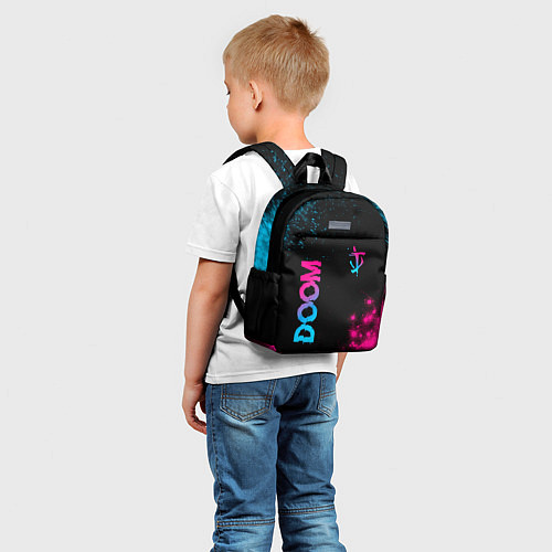 Детский рюкзак Doom - neon gradient: надпись, символ / 3D-принт – фото 5