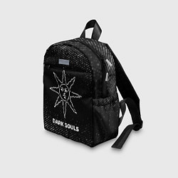 Детский рюкзак Dark Souls с потертостями на темном фоне, цвет: 3D-принт — фото 2