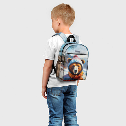 Детский рюкзак Бурый медведь в зимней одежде / 3D-принт – фото 5