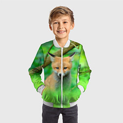 Бомбер детский Лисенок в зеленом лесу, цвет: 3D-белый — фото 2