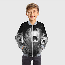 Бомбер детский Изогнутые белые перья павлина - чб иллюстрация, цвет: 3D-серый — фото 2