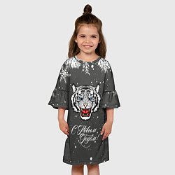 Платье клеш для девочки Зима близко символ 2022 года, цвет: 3D-принт — фото 2