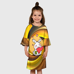 Платье клеш для девочки Зайчик с морковкой и сердечками, цвет: 3D-принт — фото 2