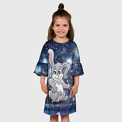 Платье клеш для девочки Кролик на фоне снегопада, цвет: 3D-принт — фото 2